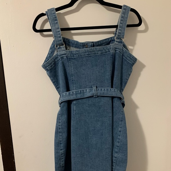 Garage Belted Demin Dress - Picture 3 of 5